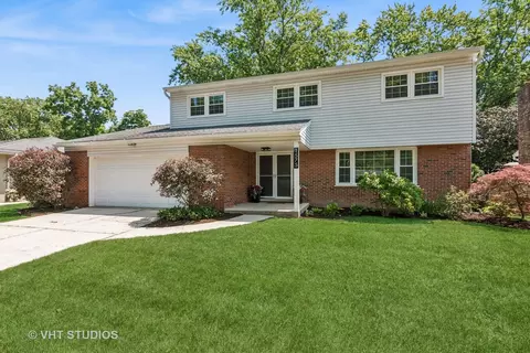1575 Burning Trl, Wheaton, IL 60189