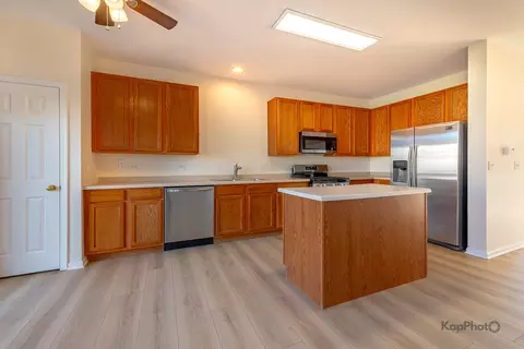 Kitchen - 756 Lambert Ln, Bartlett, IL 60103 photo 1 of 3