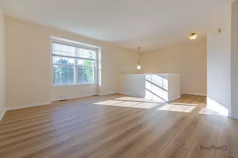 Living - 756 Lambert Ln, Bartlett, IL 60103 photo 1 of 6