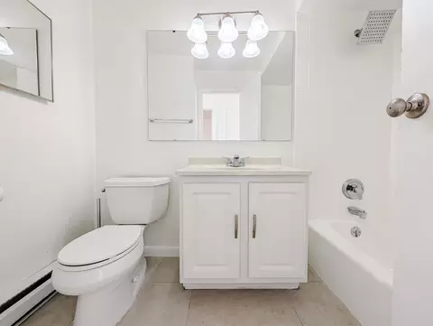 1130 W 18th St #2E, Broadview, IL 60155 photo 5