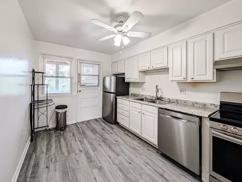 1130 W 18th St #2E, Broadview, IL 60155 photo 15