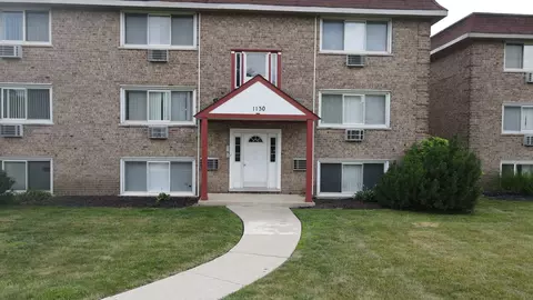 1130 W 18th St #2E, Broadview, IL 60155