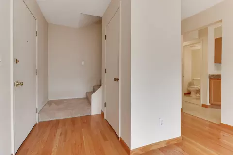 2516 E Washington St #A, Bloomington, IL 61704 photo 5