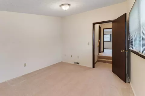 2516 E Washington St #A, Bloomington, IL 61704 photo 14