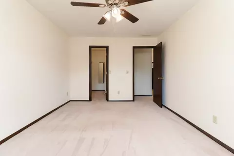 2516 E Washington St #A, Bloomington, IL 61704 photo 19