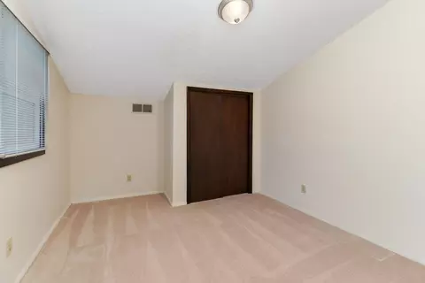 2516 E Washington St #A, Bloomington, IL 61704 photo 13