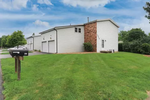 2516 E Washington St #A, Bloomington, IL 61704 photo 29