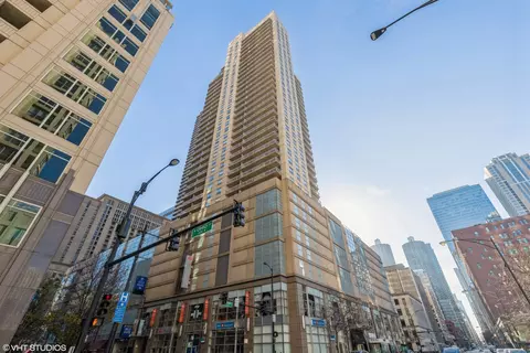 545 N Dearborn St #2603, Chicago, IL 60654