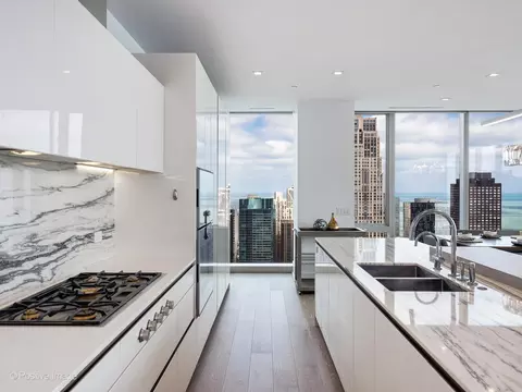 Kitchen - 363 E Wacker Dr #4208, Chicago, IL 60601 photo 3 of 4