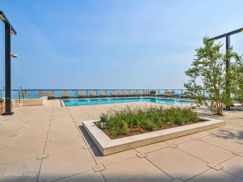 Exterior - 363 E Wacker Dr #4208, Chicago, IL 60601 photo 2 of 3