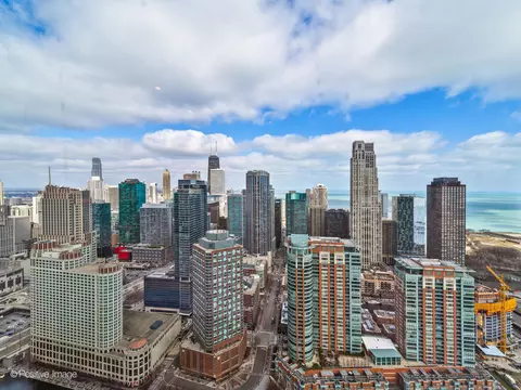 View/Area - 363 E Wacker Dr #4208, Chicago, IL 60601 photo 6 of 6