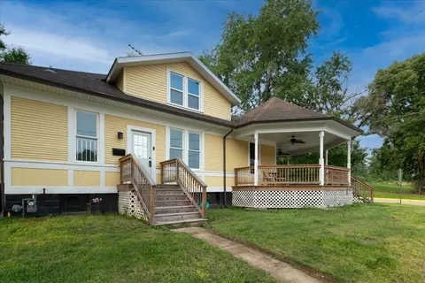 1004 Fremont Ave, Morris, IL 60450