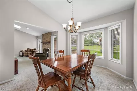 6 Ennis Ct, Cary, IL 60013 photo 6