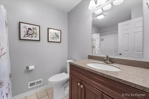 6 Ennis Ct, Cary, IL 60013 photo 18