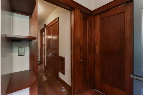 Entry Way - 4 Clinton Pl, Normal, IL 61761 photo 2 of 4