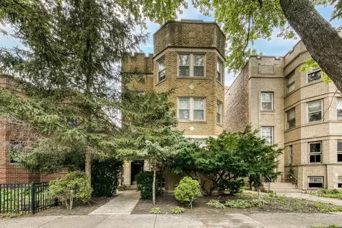 2110 W Arthur Ave, Chicago, IL 60645