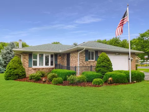 5874 Ada Dr, Roscoe, IL 61073 photo 5
