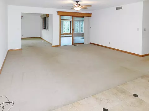 5874 Ada Dr, Roscoe, IL 61073 photo 15