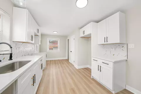 10338 S State St, Chicago, IL 60628 photo 10