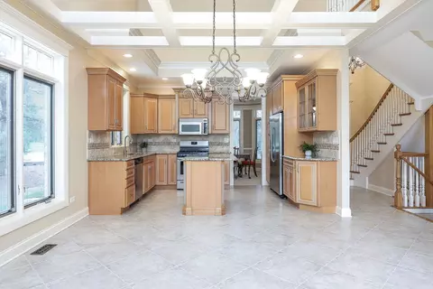 Kitchen - 1751 Rizzi Ln, Bartlett, IL 60103 photo 4 of 4