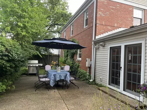 Exterior - 2430 Covert Rd, Glenview, IL 60025 photo 2 of 6