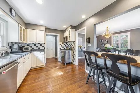 Kitchen - 2430 Covert Rd, Glenview, IL 60025 photo 2 of 2