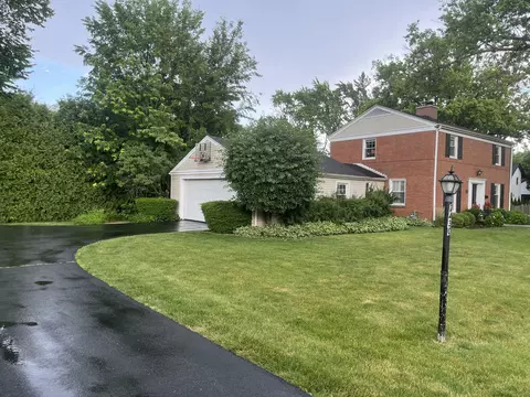 Exterior - 2430 Covert Rd, Glenview, IL 60025 photo 4 of 6