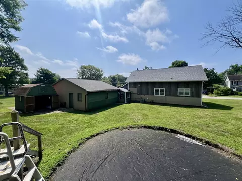 206 E High St, White Heath, IL 61884 photo 35