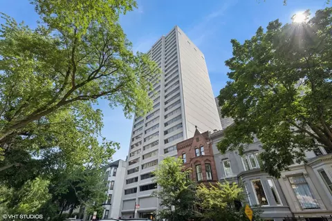 1415 N Dearborn St #11B, Chicago, IL 60610