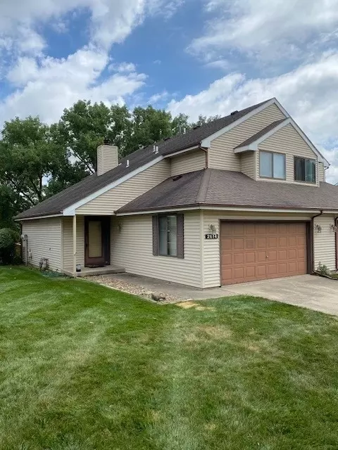 2614 Natalie Dr #0, Champaign, IL 61822