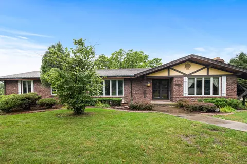 15242 Hollywood Dr, Orland Park, IL 60462