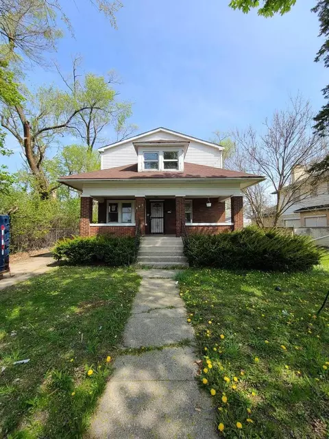 147 W 150th St, Harvey, IL 60426