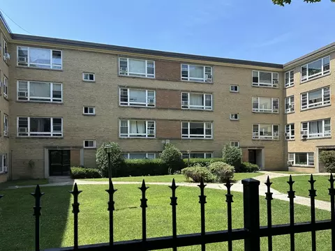 6108 N Damen Ave #1E, Chicago, IL 60659