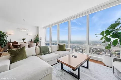 Living - 401 N Wabash Ave #82B, Chicago, IL 60611 photo 3 of 3