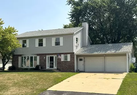 1223 N Bush Ave, Kankakee, IL 60901