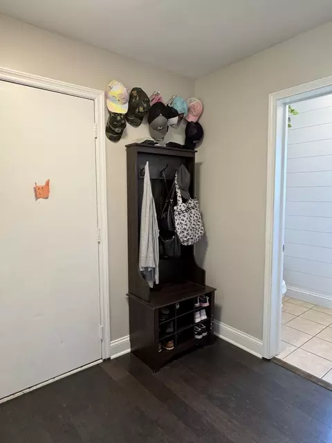 Entry Way - 1223 N Bush Ave, Kankakee, IL 60901 photo 1 of 1