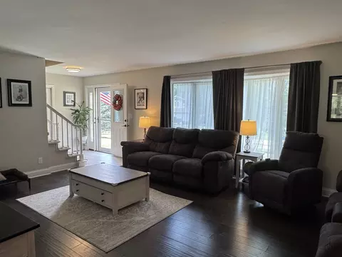 Living - 1223 N Bush Ave, Kankakee, IL 60901 photo 1 of 4