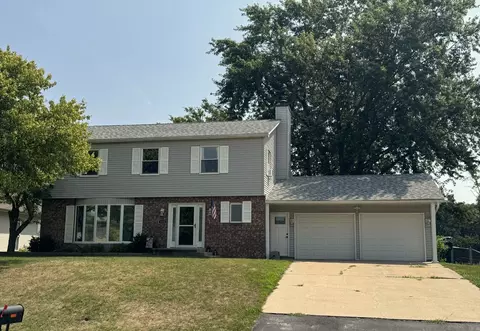 Exterior - 1223 N Bush Ave, Kankakee, IL 60901 photo 2 of 5