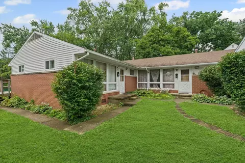 703 W Green St, Champaign, IL 61820