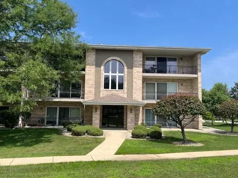 17754 Bernard Dr #2C, Orland Park, IL 60467
