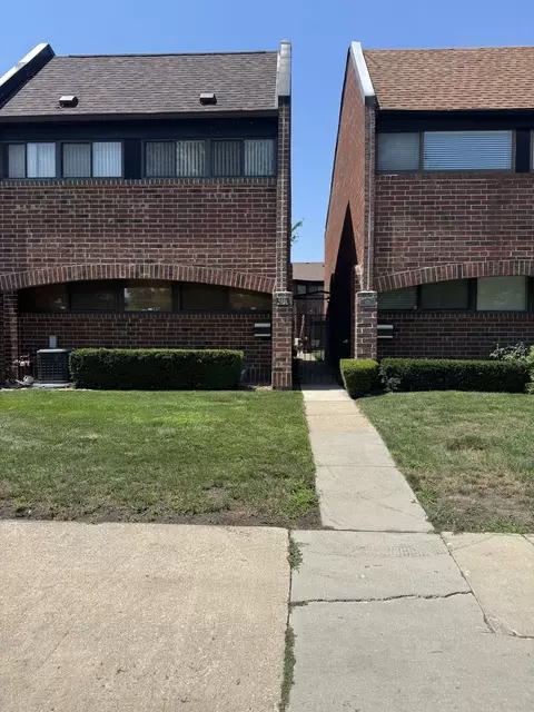 916 S May St #916, Chicago, IL 60607