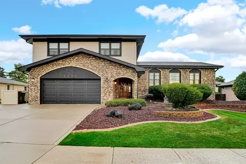 5325 155th St, Oak Forest, IL 60452