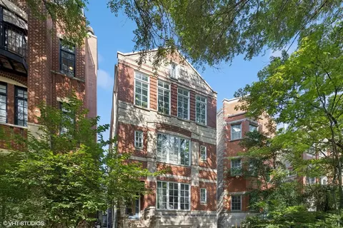 3236 N Seminary Ave #2, Chicago, IL 60657