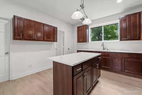 Kitchen - 767 Dixon Ave, Elgin, IL 60120 photo 2 of 3