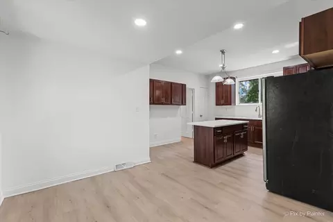 Entry Way - 767 Dixon Ave, Elgin, IL 60120 photo 3 of 3