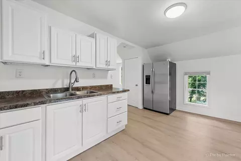 Kitchen - 767 Dixon Ave, Elgin, IL 60120 photo 1 of 3