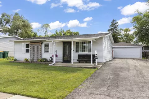 426 Holden Ave, Romeoville, IL 60446