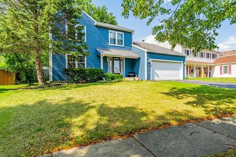 29 N Walnut Ct, Streamwood, IL 60107