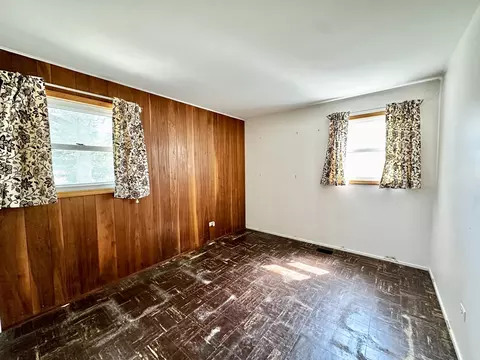 2310 Bluebird Ln, Rolling Meadows, IL 60008 photo 15