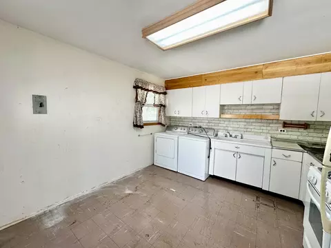 2310 Bluebird Ln, Rolling Meadows, IL 60008 photo 8